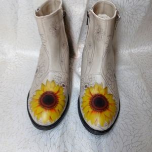 Goby ankle boots